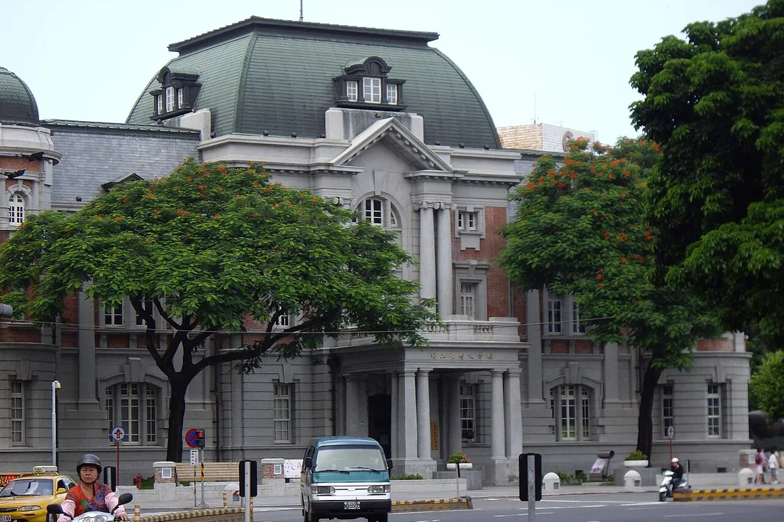 台南景點——國立台灣文學館