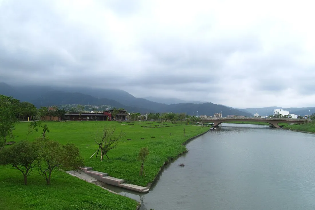 宜蘭景點攻略|冬山河親水公園 宜蘭景點——冬山河親水公園